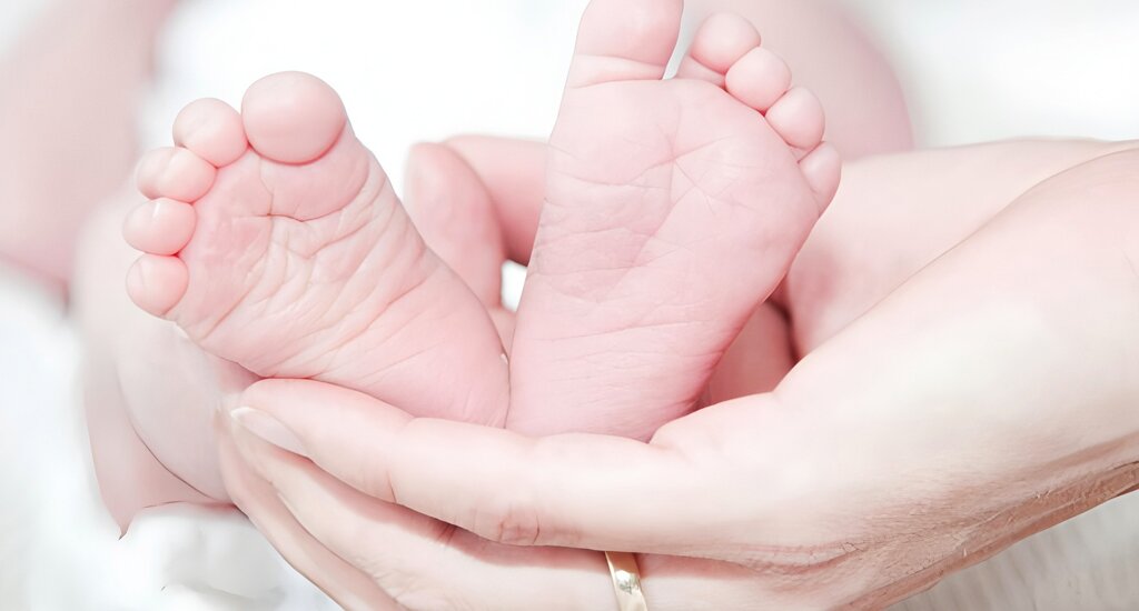 香港代母机构：选择香港代母 让无数家庭重拾亲子幸福的希望